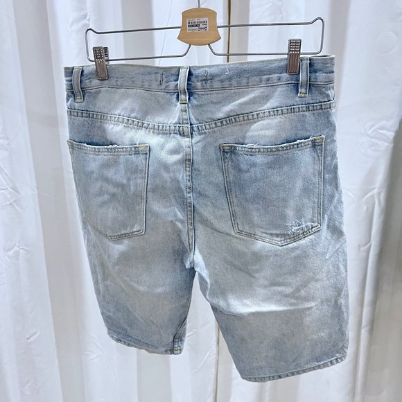 Topman Distressed Denim Slim Short - Picture 2 of 8